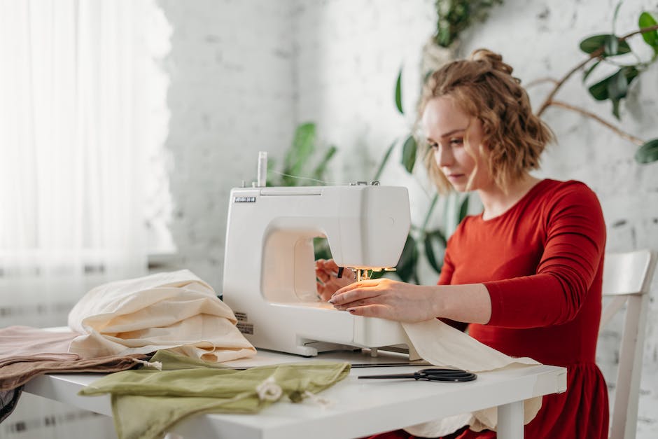  Nadeln für verschiedene Stoffe mit Nähmaschine auswählen